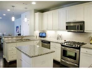 Building Photo - 3116 Rosedale Ave