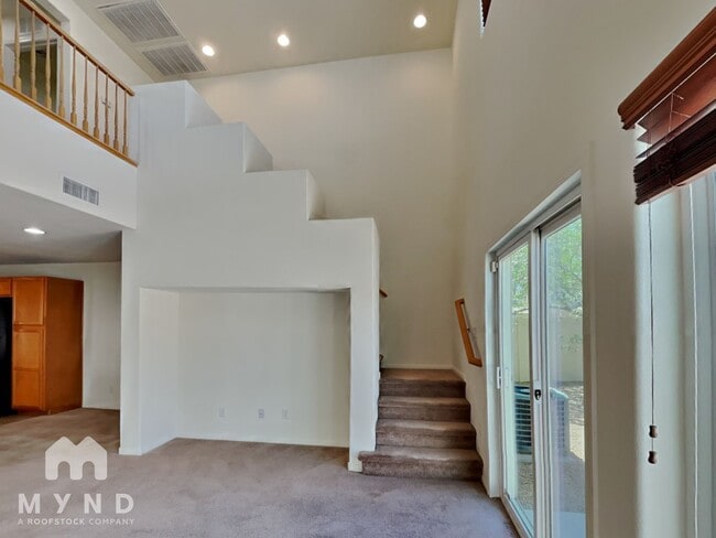 Building Photo - 9053 S Winthrop Springs Rd