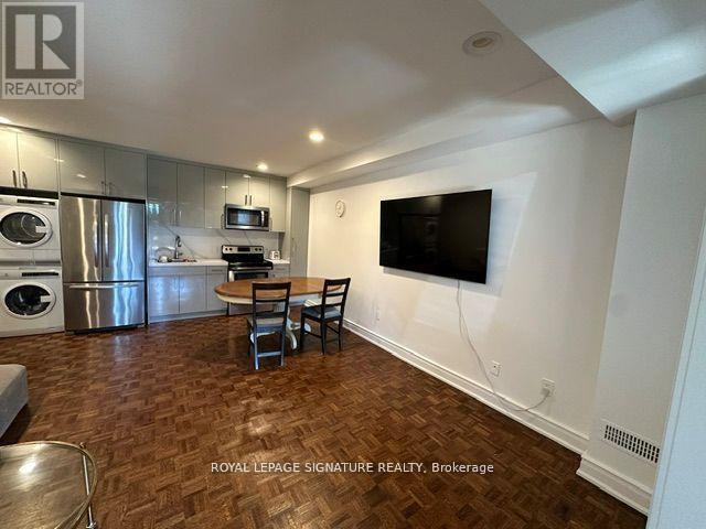 Photo du bâtiment - 23 Bannockburn Ave