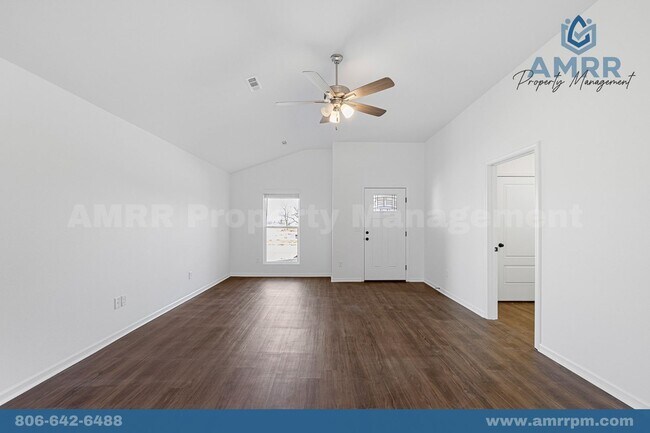 Foto del edificio - Spacious 3-Bedroom Home – Your Perfect Fam...