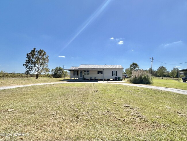 Building Photo - 2391 La Hwy 700