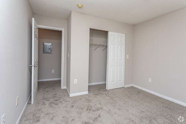 3BR, 2BA - 1502SF - Alexander Crossing Apartments & Townhomes