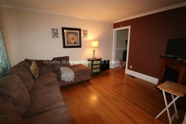 Foto del edificio - 661 E 6th St