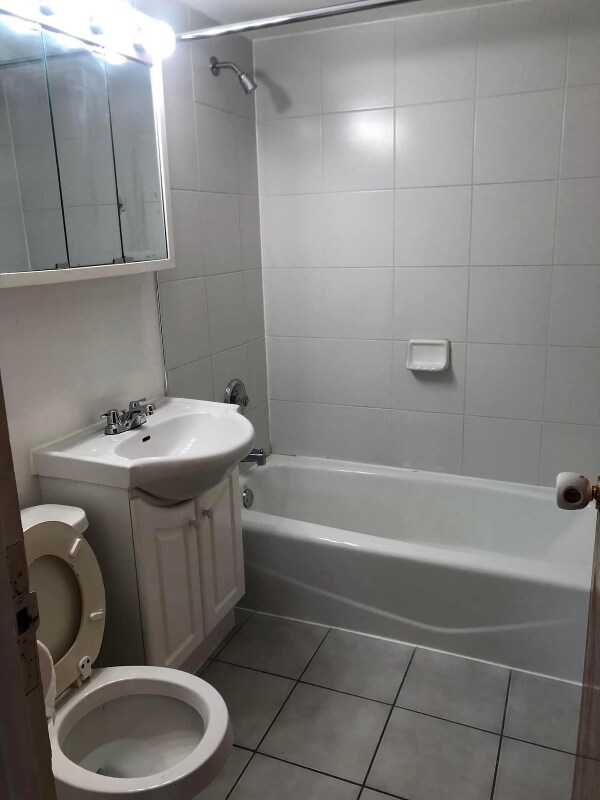 Building Photo - 4409 Prescott Ave