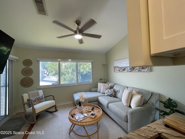 Foto del edificio - 410 Beach Park Ln