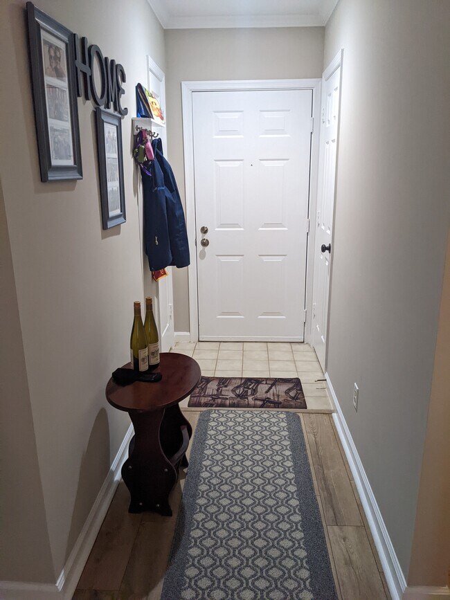 20311 Beechwood Ter Unit 101, Ashburn, VA 20147 Condo for Rent in