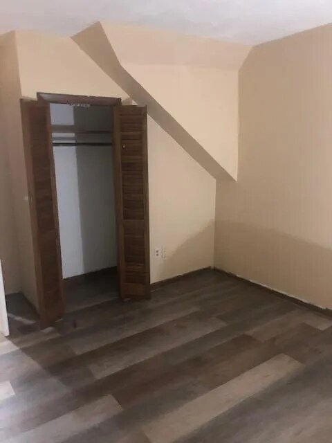 Foto del edificio - 1699 Elmwood Ave