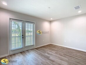 Building Photo - 3821 SW 43rd Ct