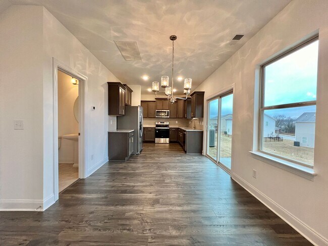 Foto del edificio - Brand New 3 Bed, 2.5 Bath Home w/ 2 Car Ga...