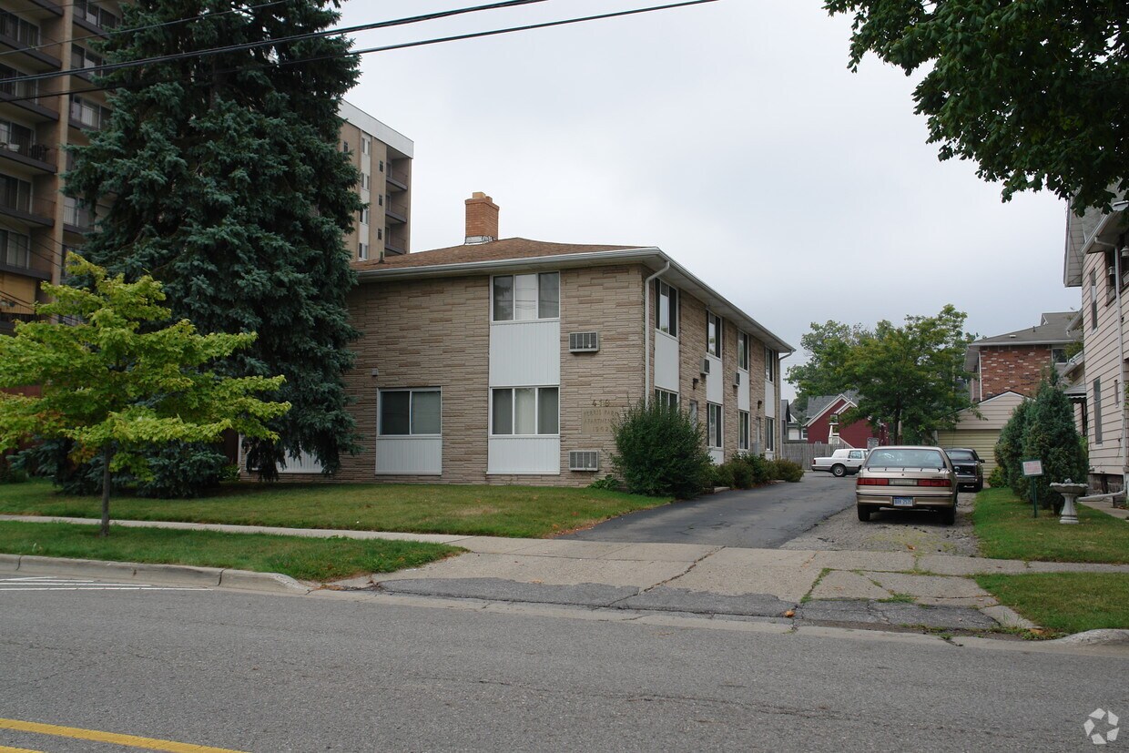 Ferris Park Apartments Apartments in Lansing, MI
