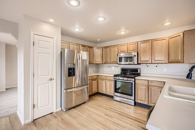 Foto del edificio - 4041 South Lisbon Way, Aurora, CO, 80013