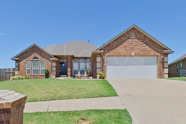 Building Photo - 16816 Valderama Way