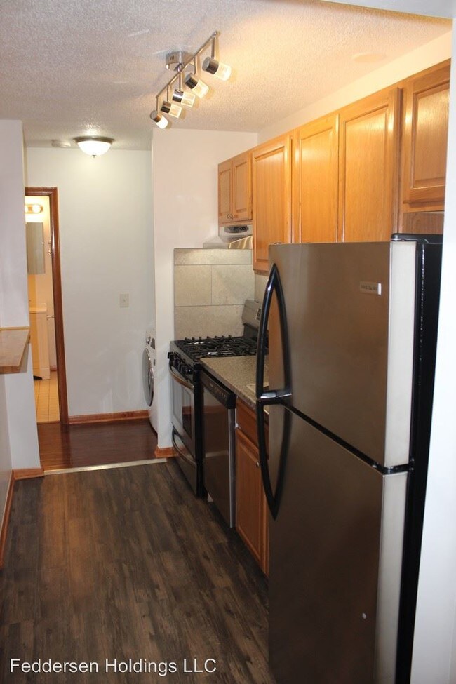 Foto del edificio - 625 E 18th St