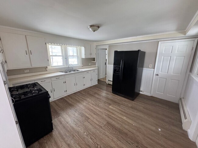 Foto del edificio - 5 bedroom house