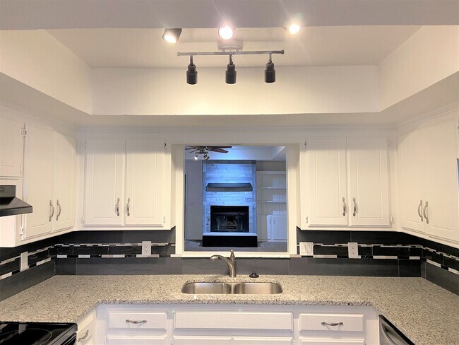 Foto del edificio - 7142 NW 116th St