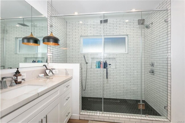 Building Photo - 5629 Natick Ave