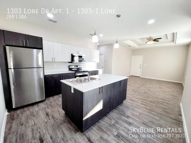 Building Photo - 1303 Lore Dr