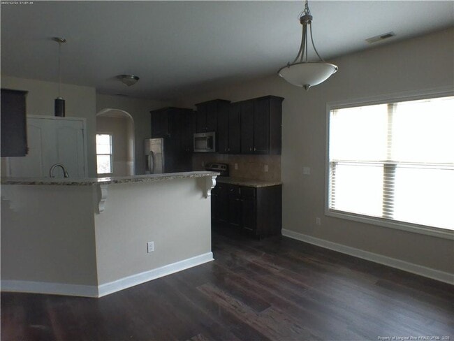 Building Photo - 952 Ronald Reagan Drive