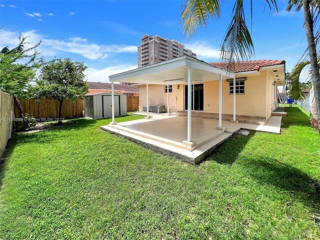 Foto del edificio - 3650 SW 27th St