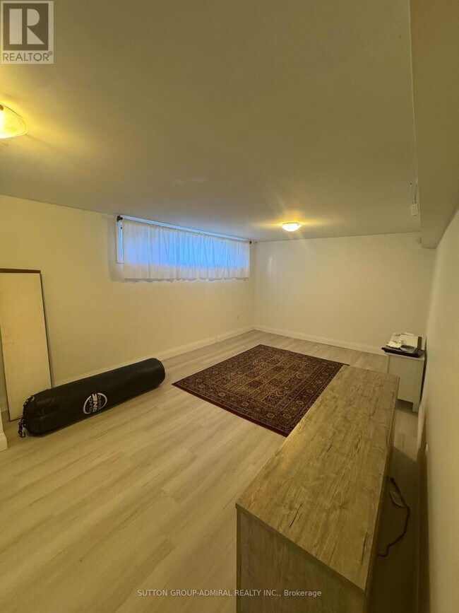 Photo du bâtiment - 357 Patricia Ave