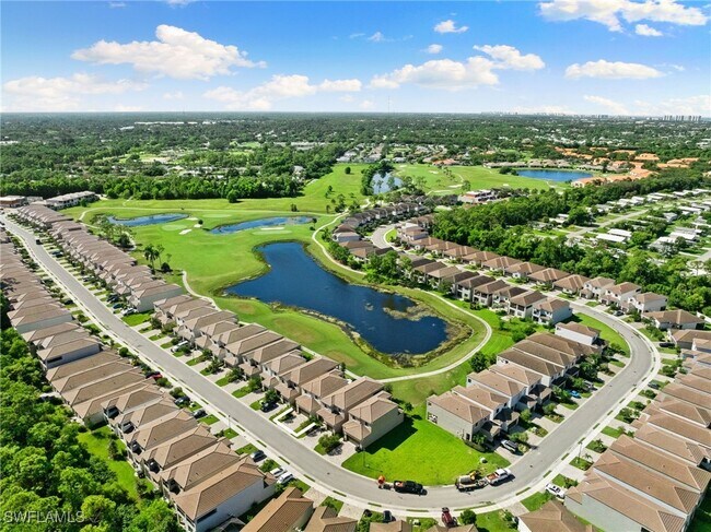 Foto del edificio - 26349 Bonita Fairways Blvd