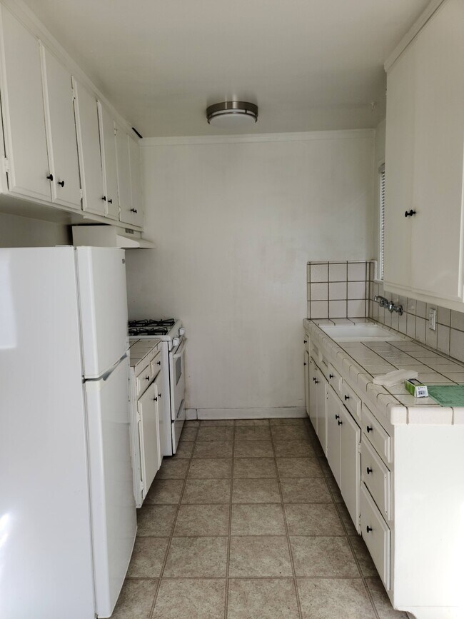 Foto del edificio - 5224 Tilden Ave