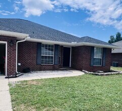 Building Photo - 203 Citadel Ln
