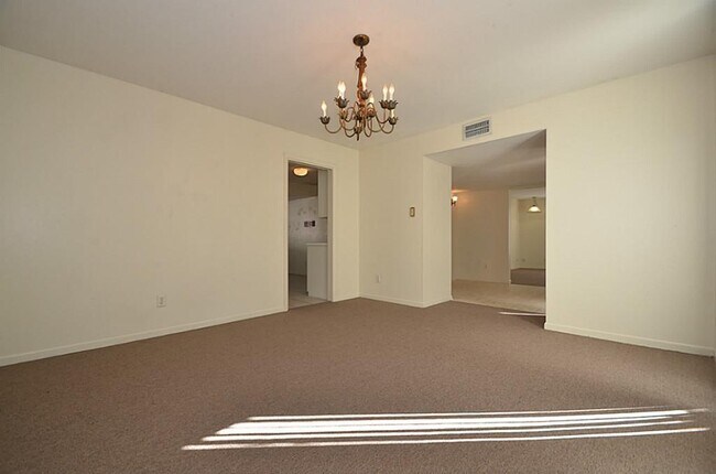 Foto del edificio - 4734 Spellman Rd