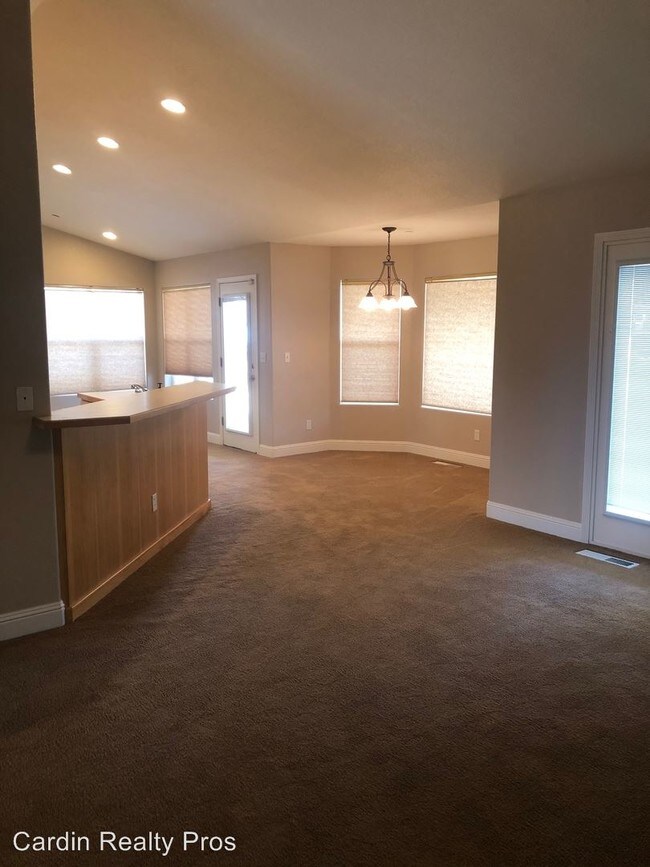 Foto del edificio - 3 br, 2 bath House - 1070 Truckee Ln