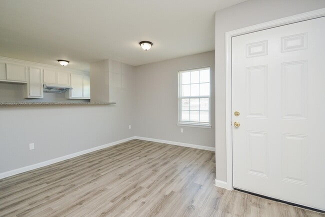 Foto del edificio - 7611 Dyer St
