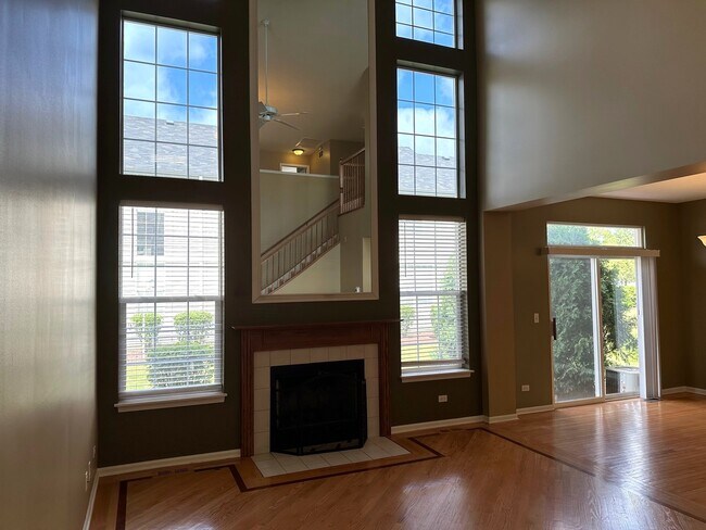 Foto del edificio - 879 Havenshire Rd