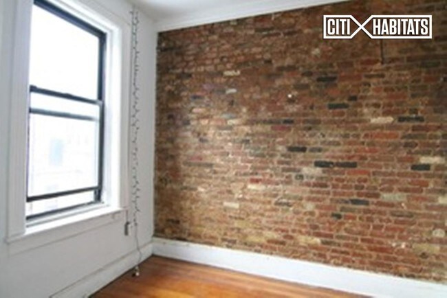 Building Photo - 158 Wythe Ave
