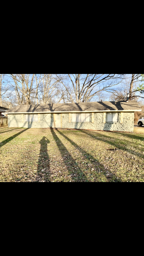 Foto principal - 301 N Avalon St