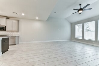 Building Photo - 11731 Tranquility Summit Dr