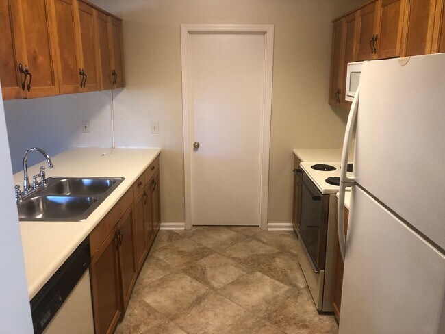 Foto del edificio - 3 Bedroom 2 Bath Duplex in Opelika