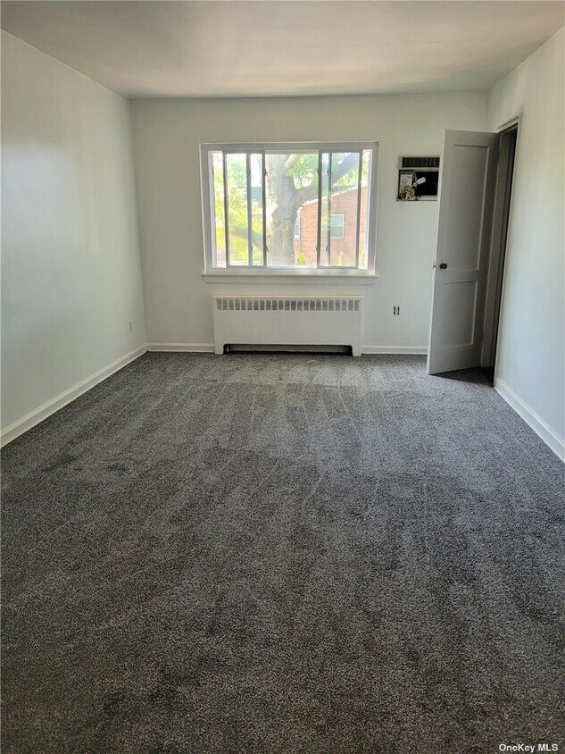 Building Photo - 137-85-137-70 70th Ave