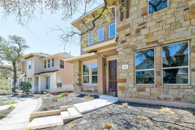 Foto del edificio - 13800 Lyndhurst St
