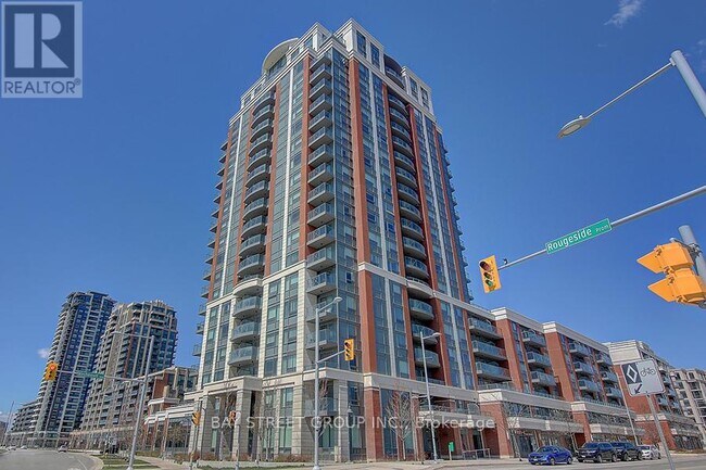 Photo du bâtiment - 1 Uptown Dr