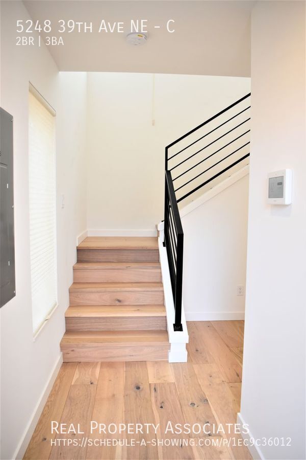Foto del edificio - 5248 39th Ave NE