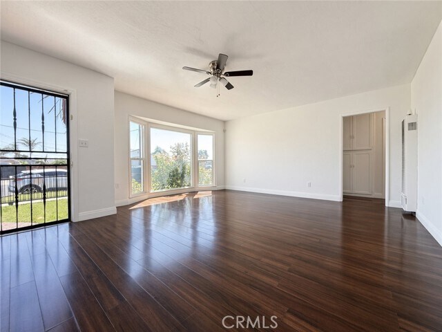 Foto del edificio - 1613 N Grandee Ave
