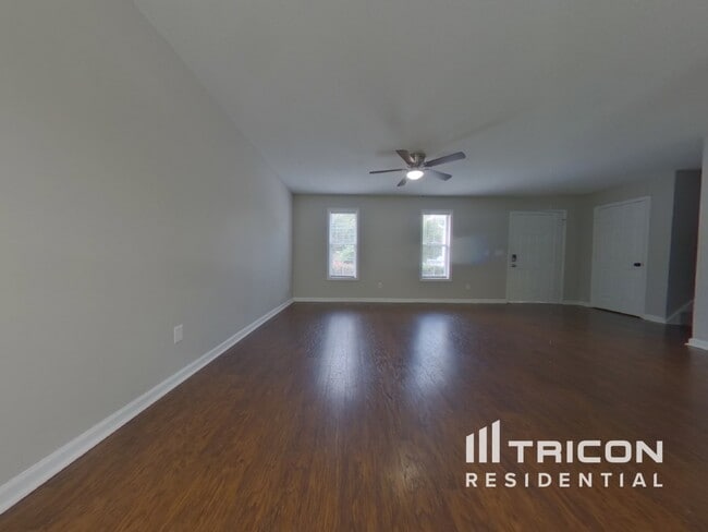 Building Photo - 114 Ivy Brook Dr