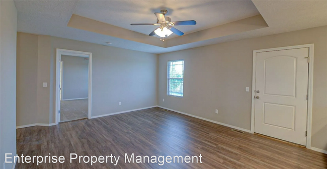 Building Photo - 3 br, 2 bath House - 1702 N Hoover Dr