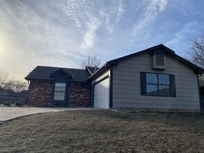 Building Photo - 5914 S 87th E Ave