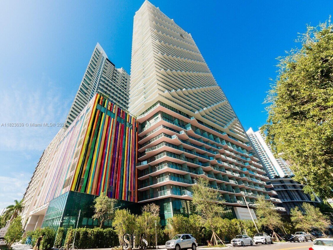 Foto principal - 1300 S Miami Ave