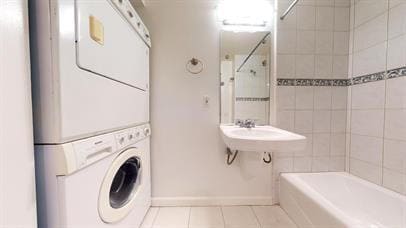 Building Photo - "Chic Urban Living: Spacious 2BR/2BA Condo...