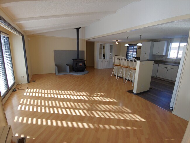 Building Photo - 3265 N Princess Cir