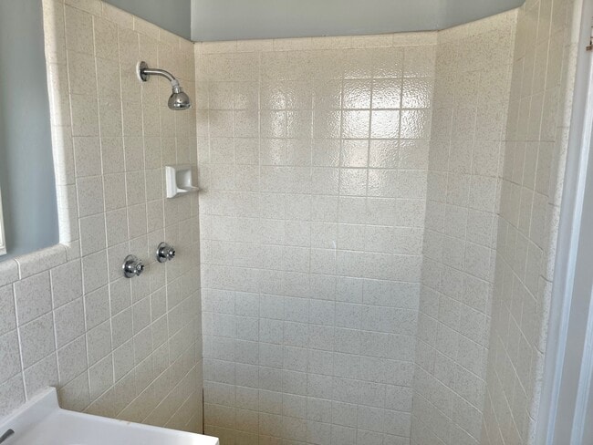 Building Photo - 4 Plex Seller Finance