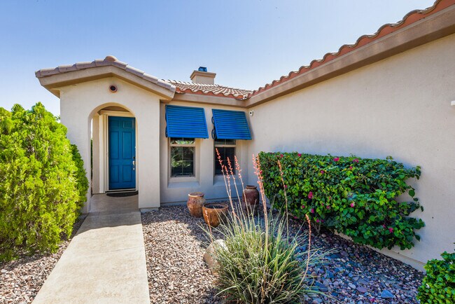 Building Photo - 80587 Avenida Camarillo