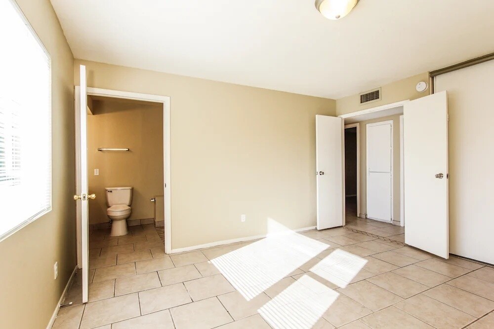 Foto del edificio - 3908 N 87th St