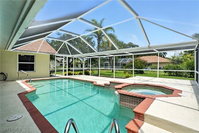 Foto del edificio - 1301 Piper Blvd